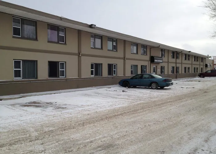 Airport Motor InnAirport Hotel